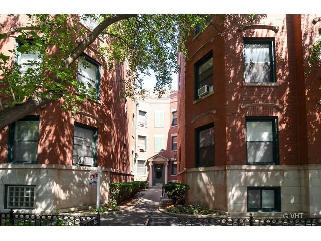 2819 N Cambridge Ave. #2S, Chicago, IL 60657