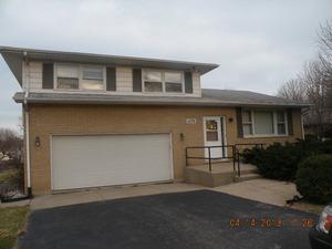 1039 Bough Ct., Gurnee, IL 60031