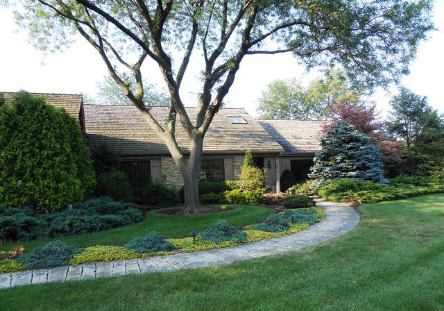 30 W Mundhank Rd., South Barrington, IL 60010