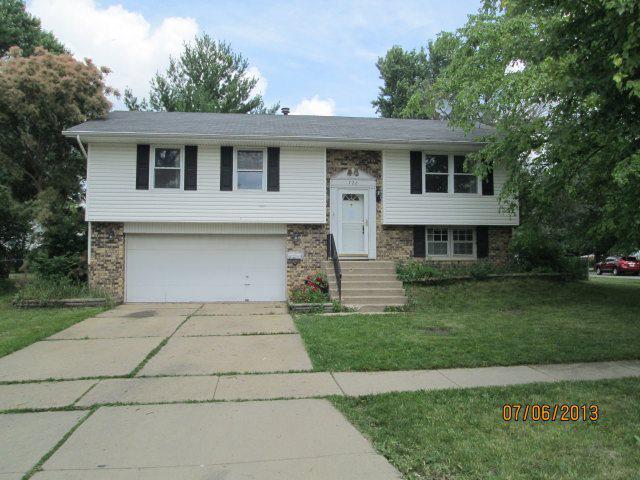726 Lacy Ave., Streamwood, IL 60107