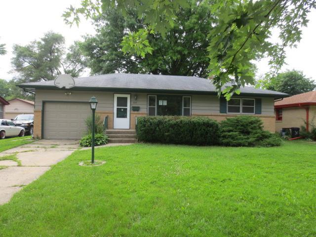 1019 Parkside Dr., Rockford, IL 61108