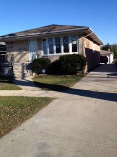 561 Paxton Ave., Calumet City, IL 60409