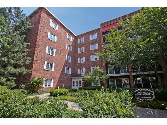 519 N Main St. #2DN, Glen Ellyn, IL 60137