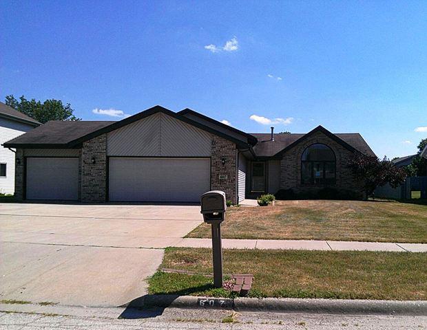 607 Greglynn St., Machesney Park, IL 61115