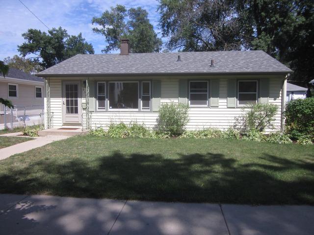 539 Lavoie Ave., Elgin, IL 60120