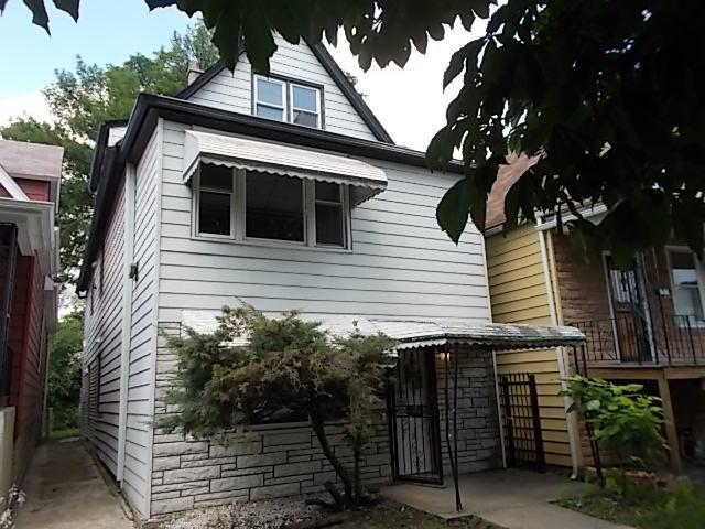 8320 S Saginaw Ave., Chicago, IL 60617
