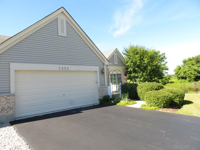 2252 Meadowcroft Ln. #1, Grayslake, IL 60030