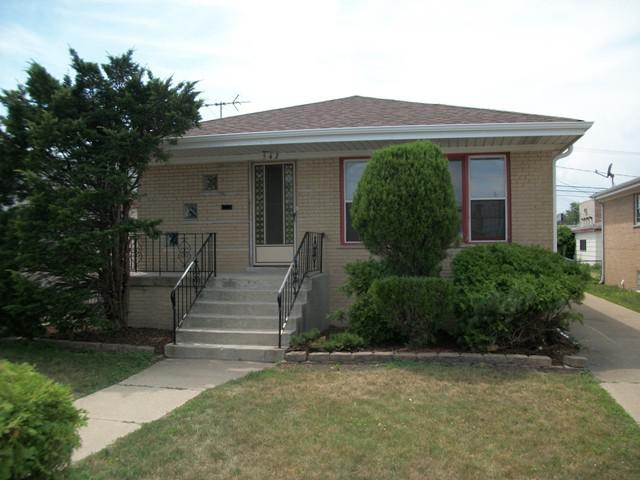 542 Saginaw Ave., Calumet City, IL 60409