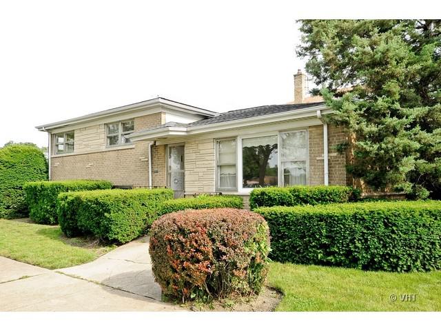 3800 W Rosemont Ave., Chicago, IL 60659