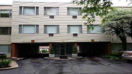 1139 Leavitt Ave. #312, Flossmoor, IL 60422