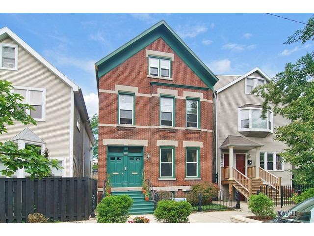 1334 W Wolfram St., Chicago, IL 60657