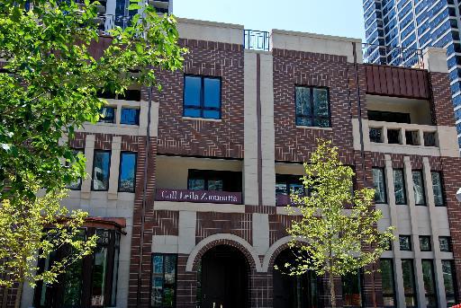 425 E Benton Dr., Chicago, IL 60601