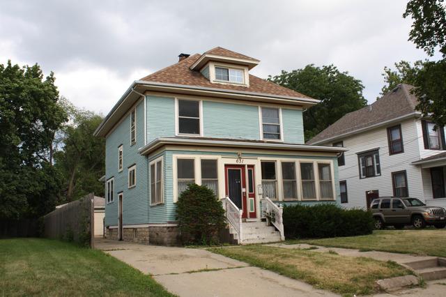 631 Center St., Elgin, IL 60120