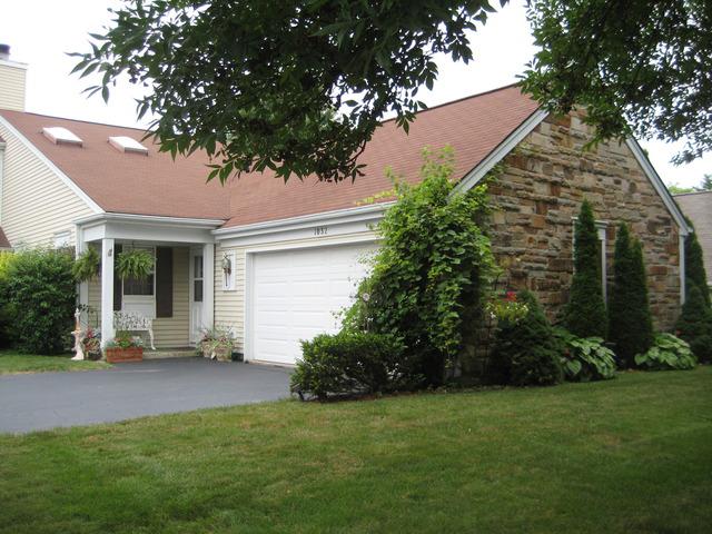 1032 Devonshire Ave., Naperville, IL 60540
