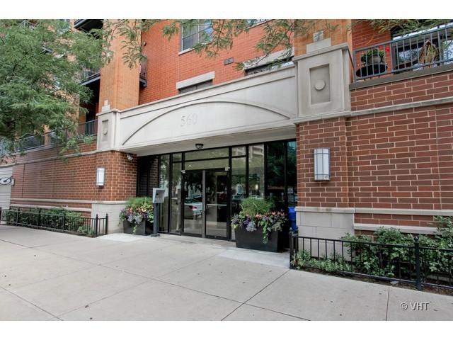 560 W Fulton St. #305, Chicago, IL 60661