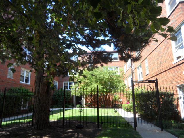 2420 W Farragut Ave. #1B, Chicago, IL 60625