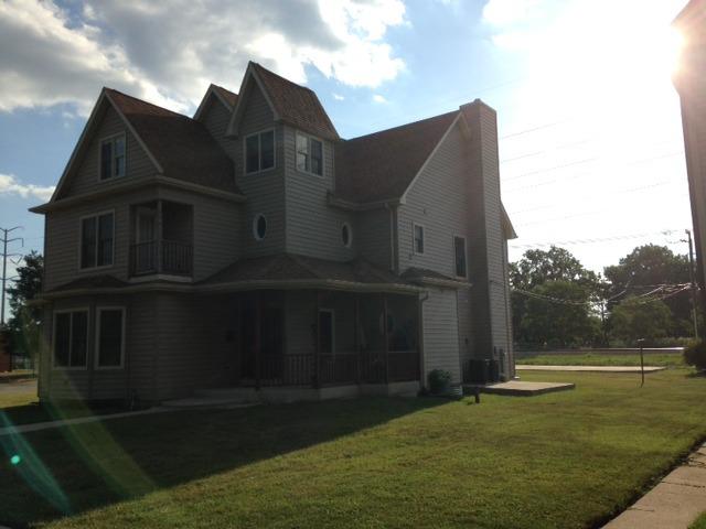 9752 S Genoa Ave., Chicago, IL 60643