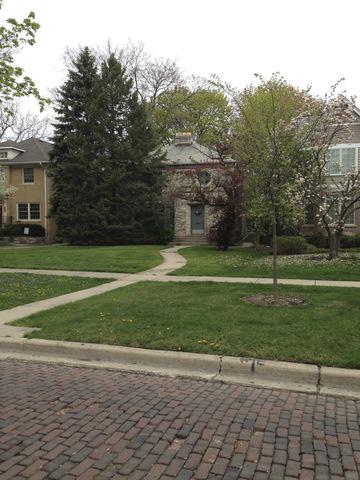 342 Greenleaf Ave., Wilmette, IL 60091