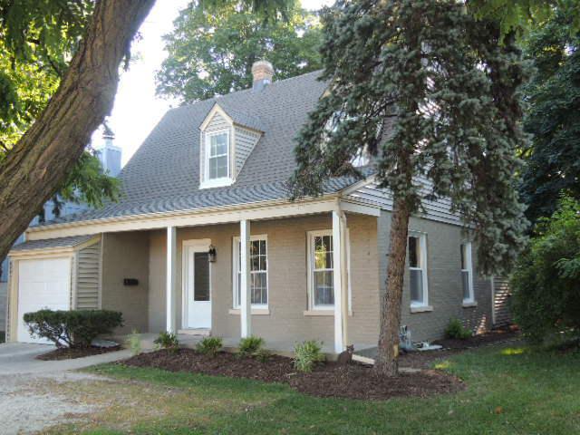 4429 Belmont Rd., Downers Grove, IL 60515