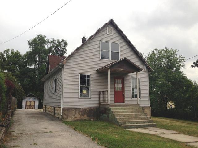 222 Kraker Ave., Joliet, IL 60432