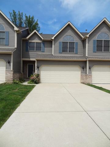 304 River Bluff Dr., Carpentersville, IL 60110