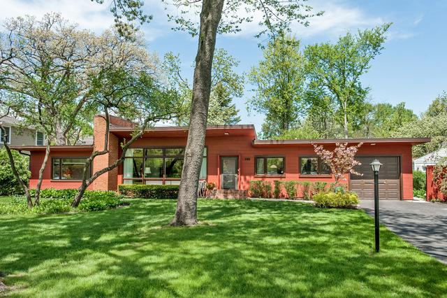 942 Club Circle Dr., Glenview, IL 60025