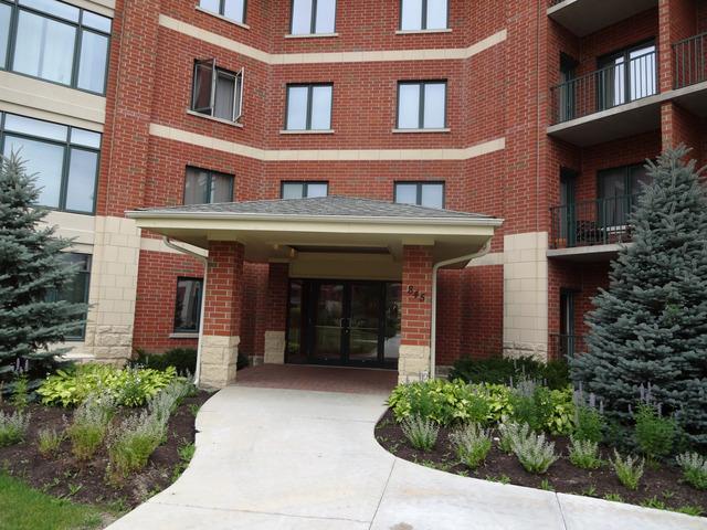 845 E 22nd St. #217, Lombard, IL 60148