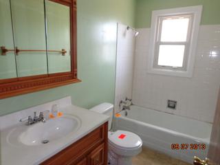 1811 20th St., Zion, IL 60099