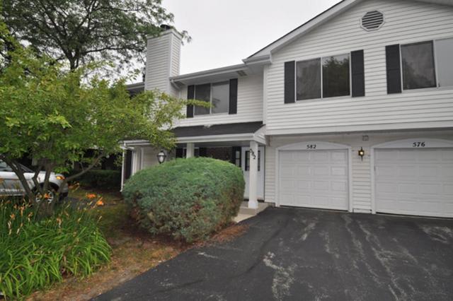 582 Willowcreek Ct., Clarendon Hills, IL 60514