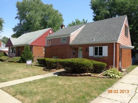 18621 Lexington Ave., Homewood, IL 60430