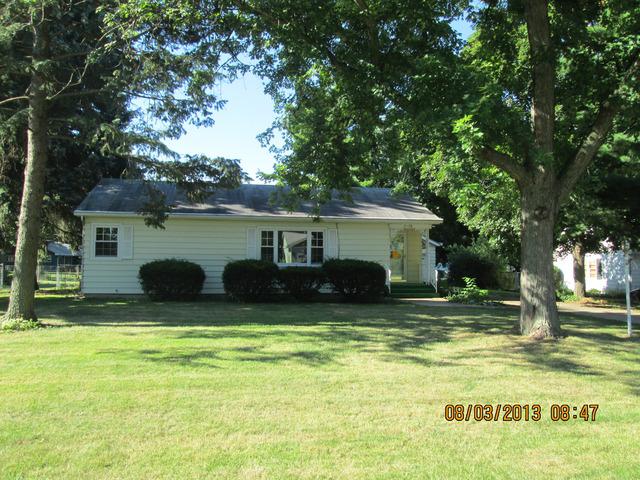 2128 Pleasure View Rd., Aurora, IL 60506