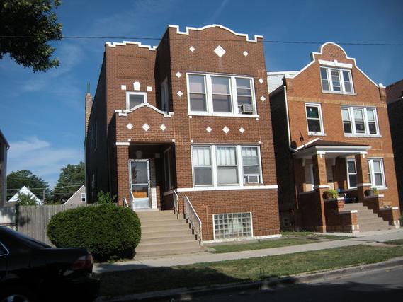 4243 S Sacramento Ave., Chicago, IL 60632