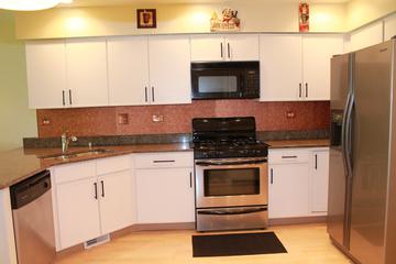 908 Sparta Ct., Vernon Hills, IL 60061