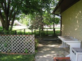 18W182 73rd St., Darien, IL 60561