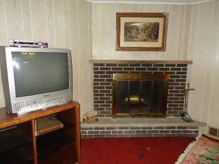 18W182 73rd St., Darien, IL 60561
