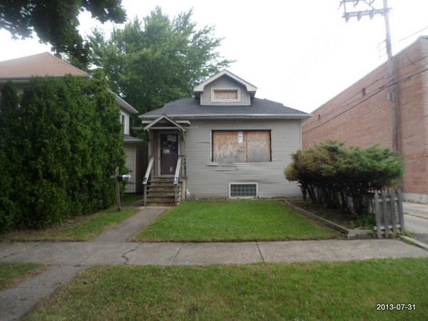 2414 W Farwell Ave., Chicago, IL 60645