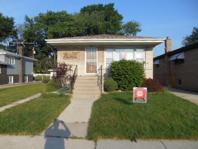 634 Calhoun Ave., Calumet City, IL 60409