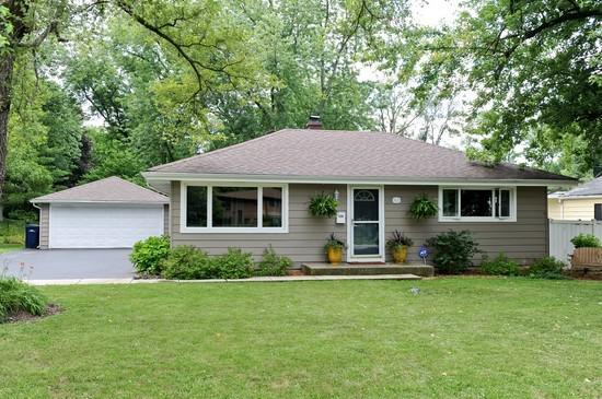 43 Golfview Rd., Lake Zurich, IL 60047