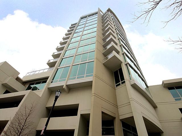 1570 Elmwood Ave. #602, Evanston, IL 60201