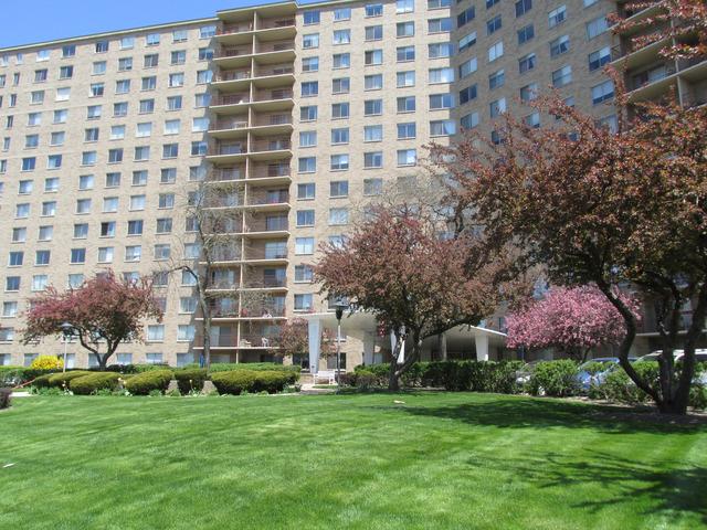 6833 N Kedzie Ave. #1504, Chicago, IL 60645