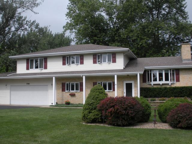 7710 Brookbank Rd., Willowbrook, IL 60527