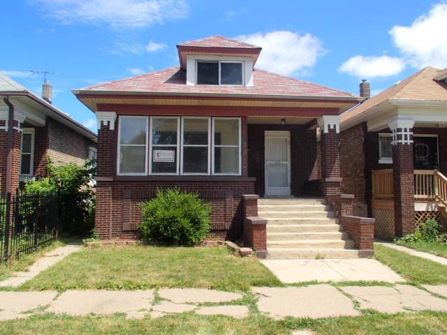 7327 S Eberhart St., Chicago, IL 60619