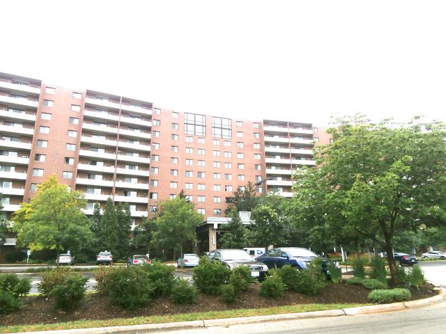 21 Kristin Dr. #809, Schaumburg, IL 60195