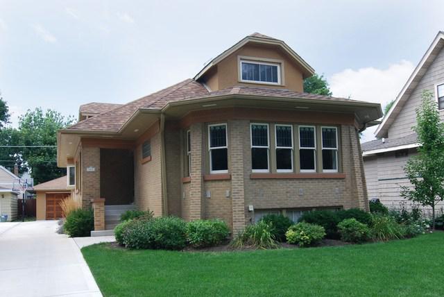 154 Dover Ave., La Grange, IL 60525