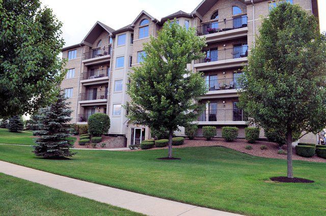 14100 Sheffield Dr. #204, Homer Glen, IL 60491