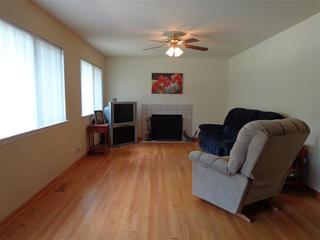 473 Deer Crossing Ct., Hainesville, IL 60030