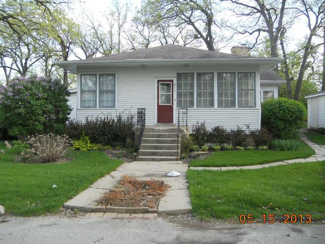 311 Getchell Ave., Grayslake, IL 60030