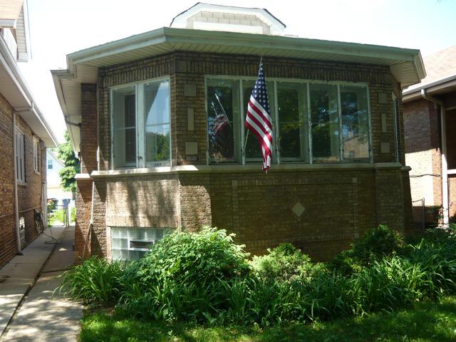 3648 N Mozart St., Chicago, IL 60618