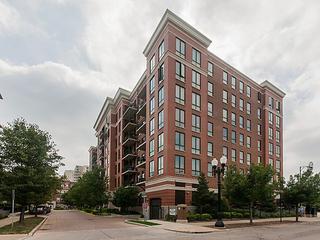 343 W Old Town Ct. #208, Chicago, IL 60610