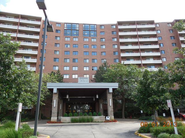 21 Kristin Dr. #115, Schaumburg, IL 60193